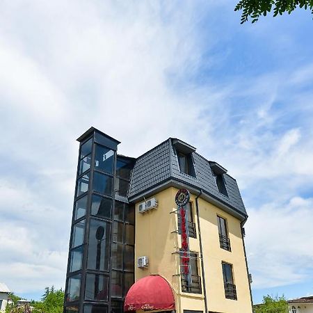 Central Hotel チャルトゥボ エクステリア 写真