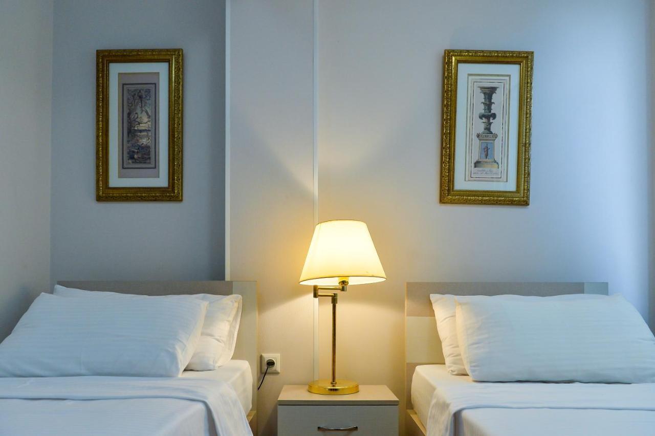 Central Hotel チャルトゥボ エクステリア 写真