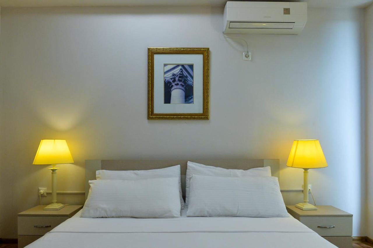 Central Hotel チャルトゥボ エクステリア 写真